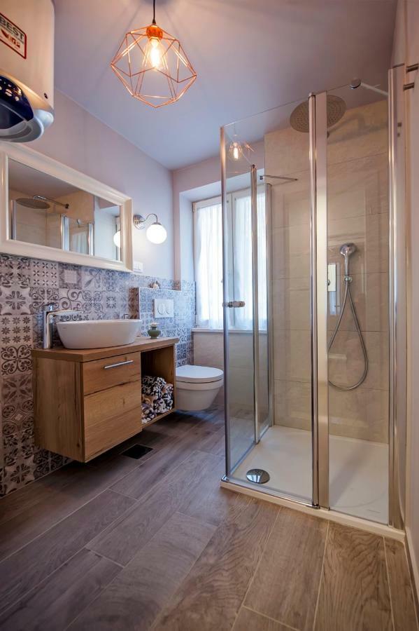 Studio Apartment Kris ロヴィニ エクステリア 写真
